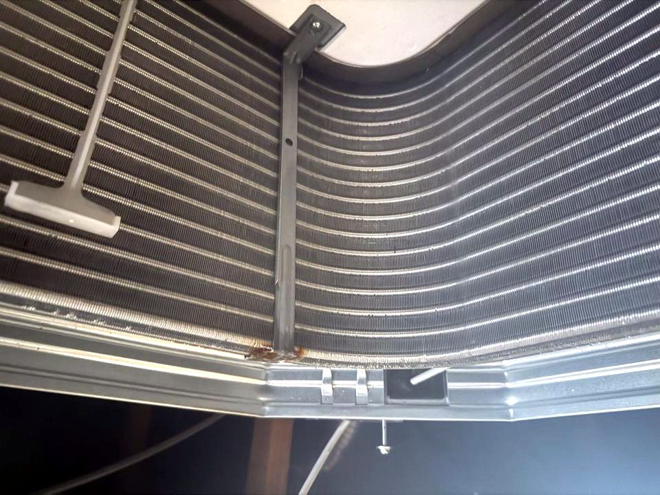業務用エアコンの熱交換器 洗浄後